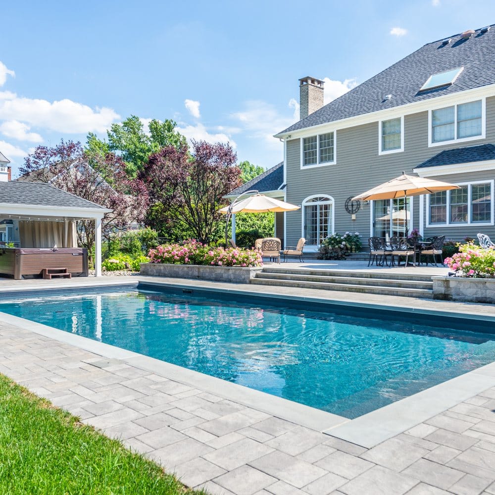 Pool Builders Contractors Near Me New York New York
