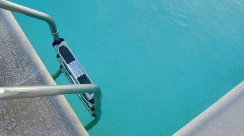Photo "What Steps Are Involved in Pool Builders Inspections of Pool Circulation Systems and Pumps?"