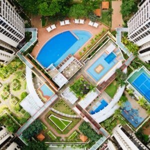 Photo The Green Pool Revolution: Eco-friendly Approaches to Construction