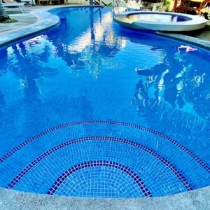Photo "How Do Pool Builders Stay Updated on the Latest Trends and Technologies in the Industry?"