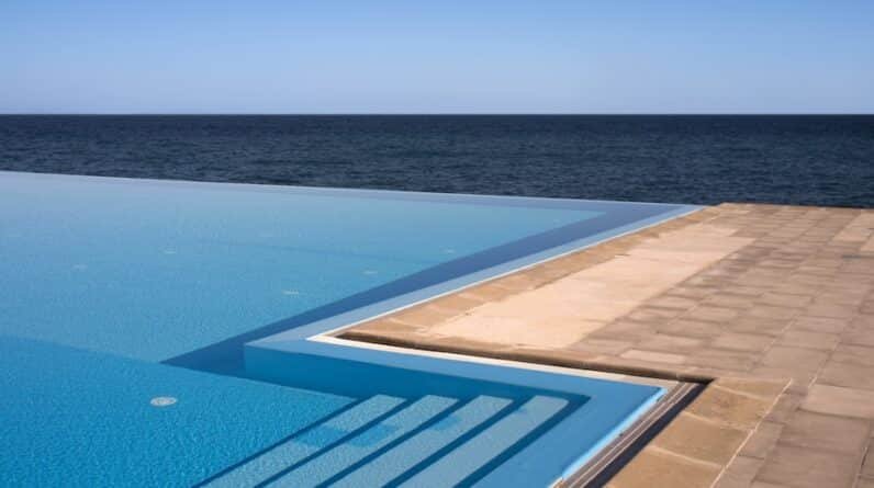 Photo "How Long Does It Typically Take to Construct a Custom-designed Pool?"