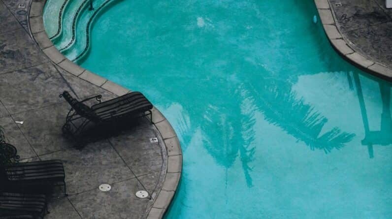Photo "Can Pool Builders Accommodate Special Requests for Unique or Themed Designs?"