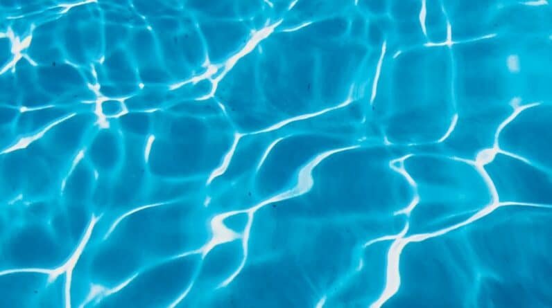 Photo "How Do Pool Builders Address Concerns About Pool Water Circulation and Filtration Efficiency?"