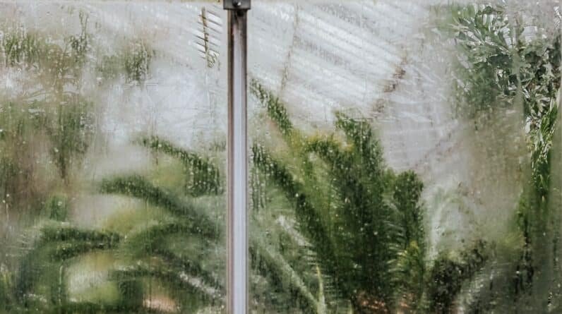Photo "How Can I Protect the Pool Enclosure from Potential Damage During Extreme Weather Conditions Such As Hurricanes or Heavy Snowfall?"