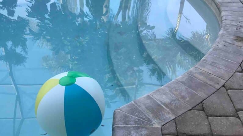 Photo "What is the Enclosure Around a Pool Called?"