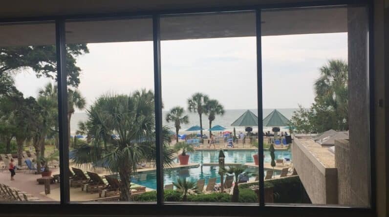 Photo "How Much Does a Pool Enclosure Cost in Orlando?"