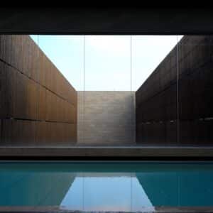 Photo "Sensual Surfaces: Exploring Texture in Contemporary Pool Finishes"