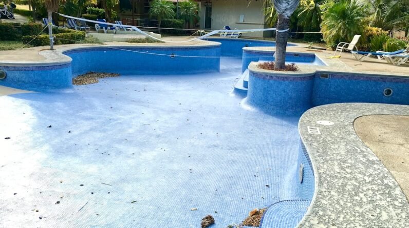 Photo "Pool Builders Contractors In West Palm Beach Florida"