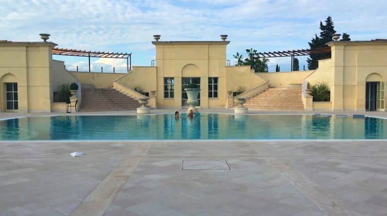 Photo "Pool Builders Contractors In San Ramon California"