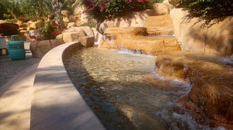 Photo "Pool Builders Contractors In Bloomington Minnesota"