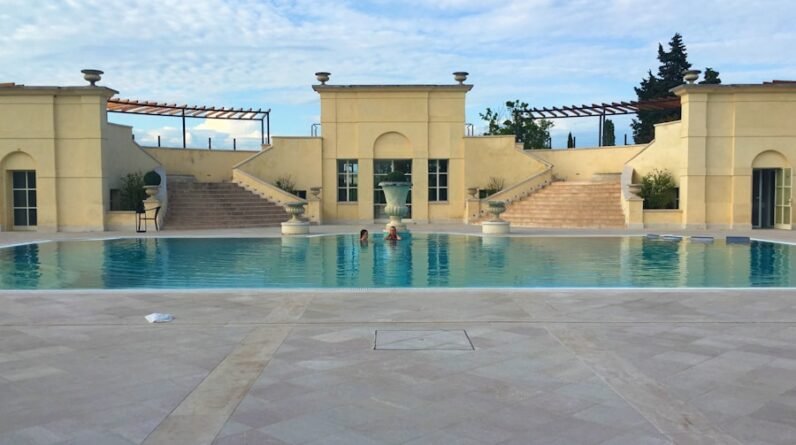 Photo "Pool Builders Contractors In Livermore California"