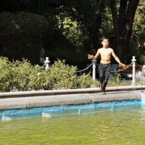 Photo "Pool Builders Contractors In Tracy California"