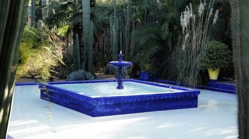 Photo "Pool Builders Contractors In Redlands California"
