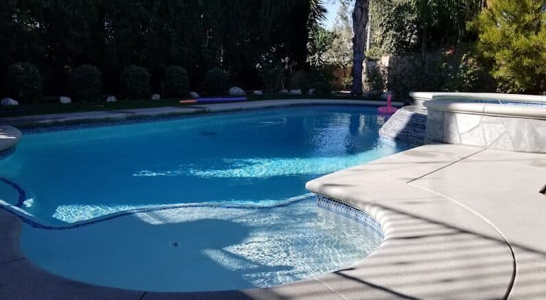 Photo "Pool Builders Contractors In Milpitas California"