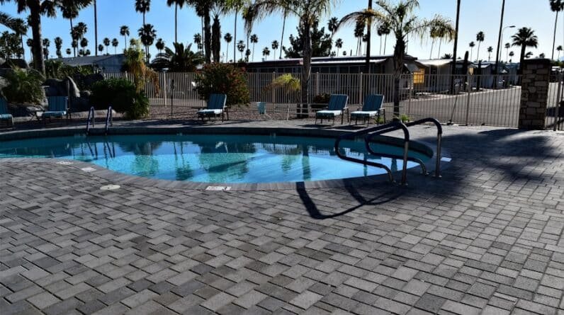 Photo "Pool Builders Contractors In San Clemente California"