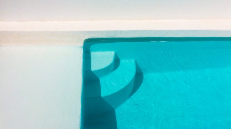 Photo Pool Cleaning