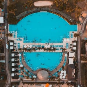 Photo Reviving Neglected Swimming Pools