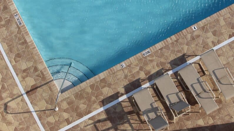 Photo Eco-friendly Pool Care