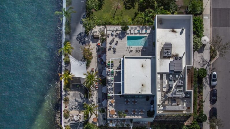 Photo Pool Builders Aventura Florida