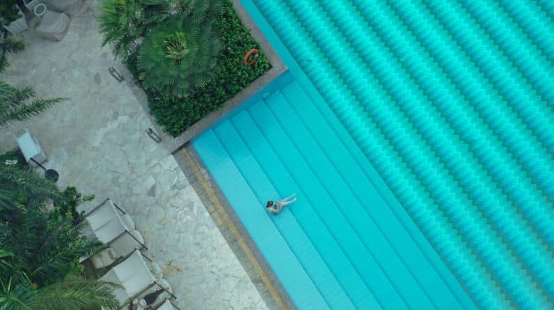 Photo Swimming Pool Tech