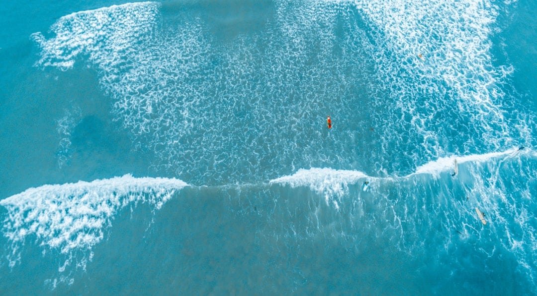 Photo Pool Cleaning Techniques