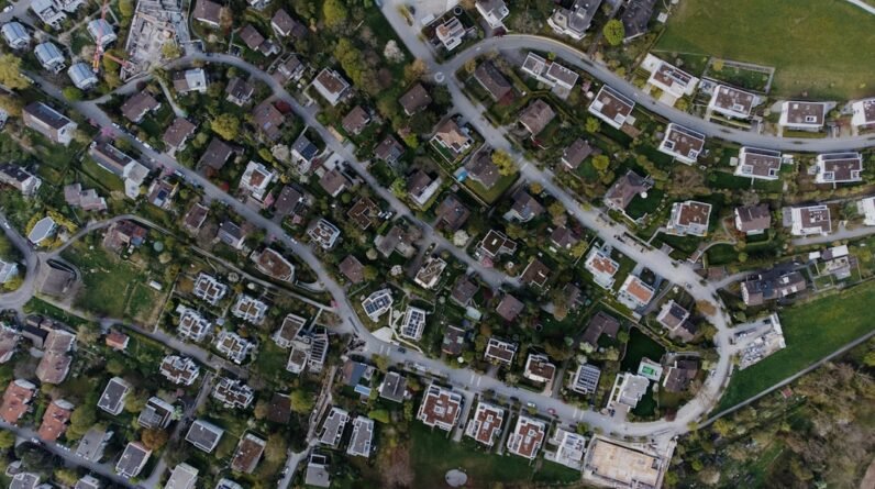 Photo Location and Neighbourhood Modifiers