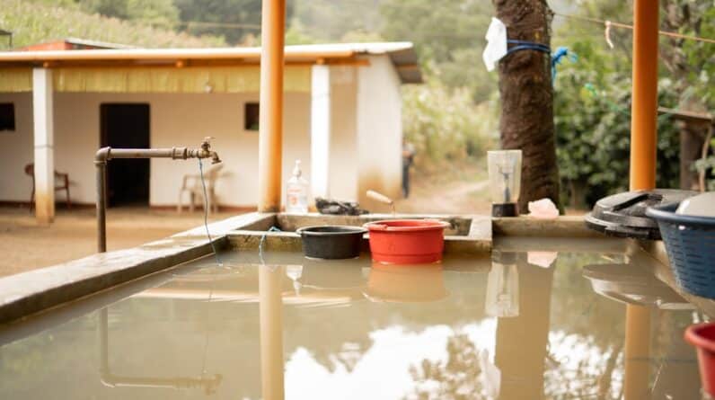 Photo Pool Builder Contractor